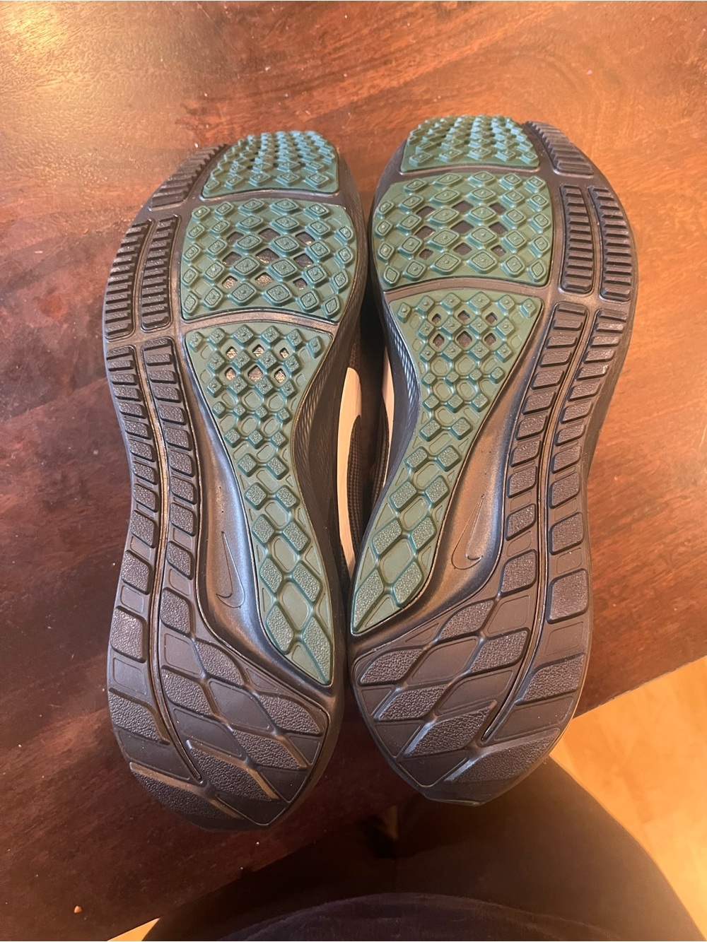 NWOT Men’s Nike Packers Tennis Shoes - Picture 5 of 5
